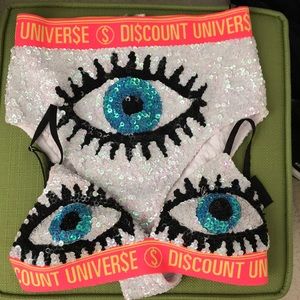 Discount universe 2 piece